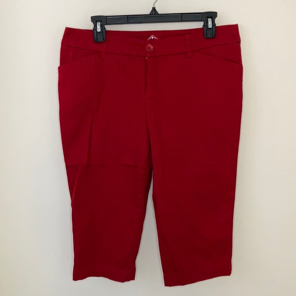 St. John’s Bay Women’s Capri Pants Size 12P